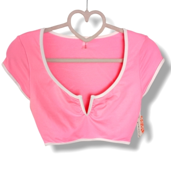 NWT Free People Movement Active Crop Top in Pink Lemonade/White Combo 🩷 XS - Picture 2 of 9